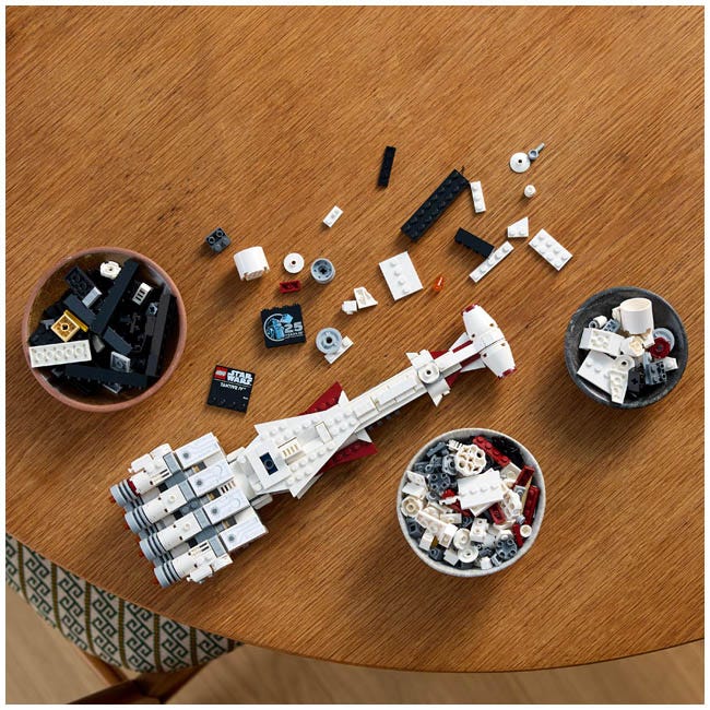 LEGO STAR WARS TANTIVE-4