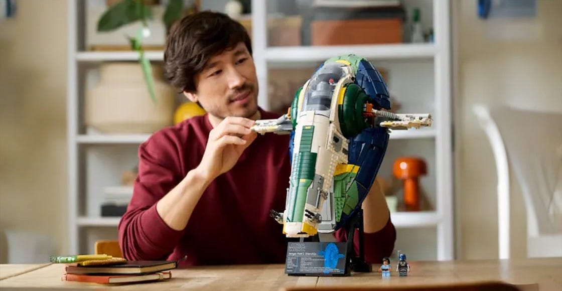 LEGO STAR WARS JANGO FETT'S FIRESPRAY-CLASS STARSHIP
