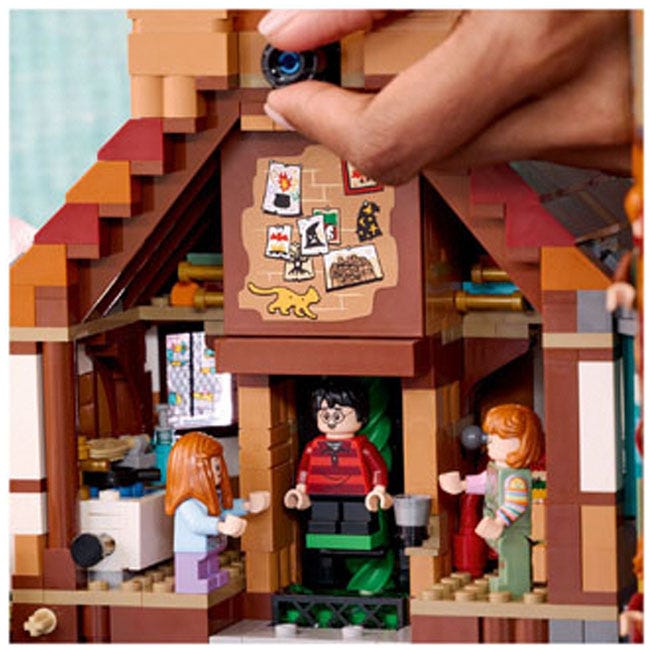 LEGO HARRY POTTER THE BURROW COLLECTORS EDITION