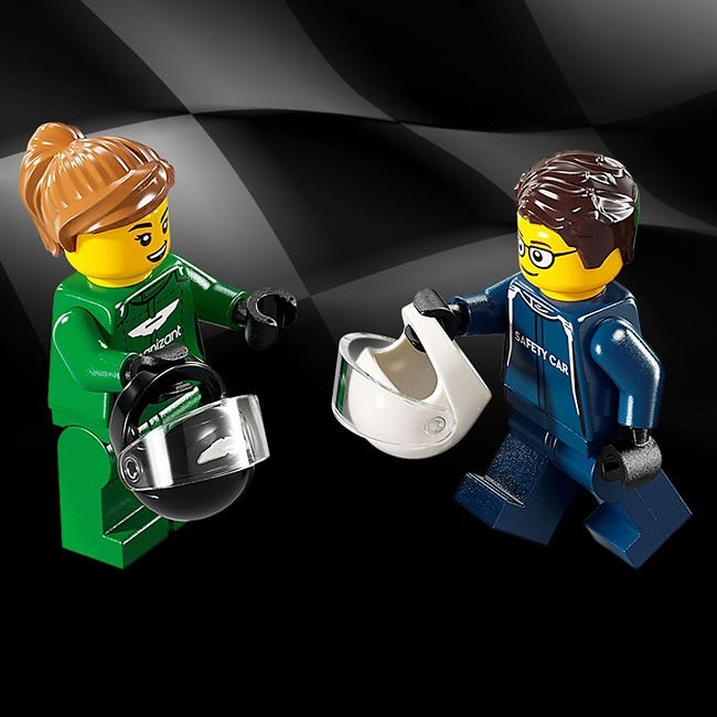 LEGO SPEED CHAMPIONS ASTON MARTIN SAFETY CAR AND AMR23