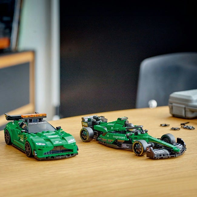 LEGO SPEED CHAMPIONS ASTON MARTIN SAFETY CAR AND AMR23