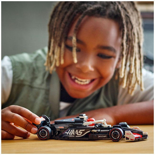 LEGO SPEED CHAMPIONS MONEYGRAM HAAS F1 TEAM VF-24 RACE CAR