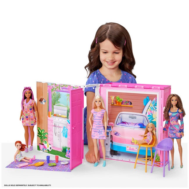 BARBIE GETAWAY HOUSE WITH DOLL