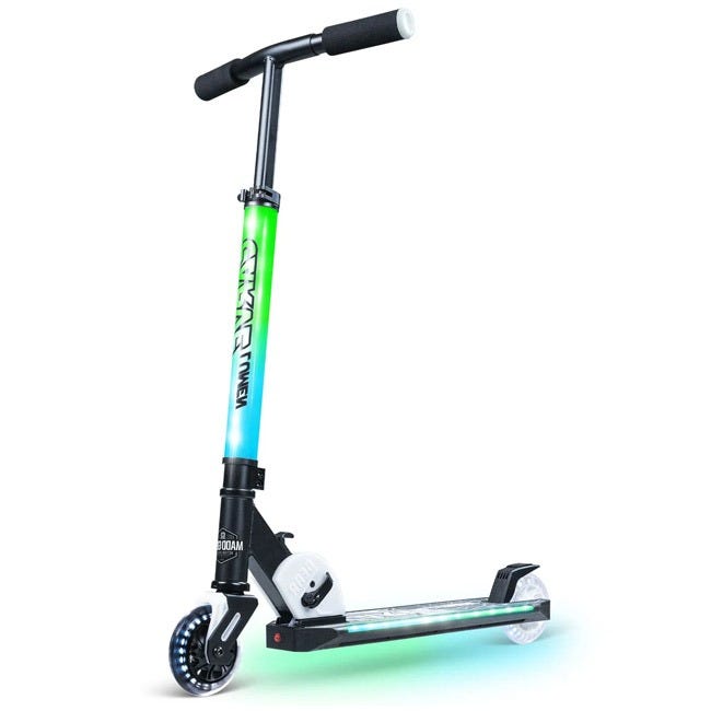 MADD GEAR CARVE LUMEN  SCOOTER - BLACK AND WHITE