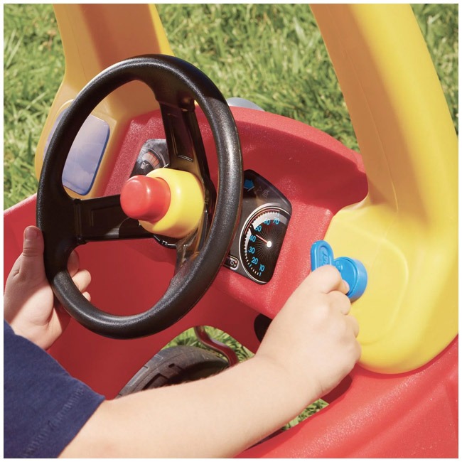 LITTLE TIKES COZY COUPE RIDE ON CAR - RED