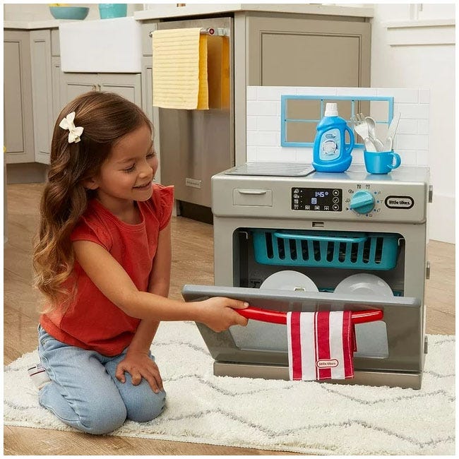 LITTLE TIKES FIRST DISHWASHER