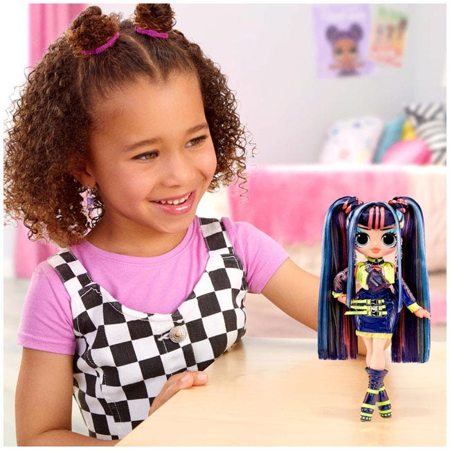 LOL SURPRISE OMG SERIES 8 VICTORY FASHION DOLL