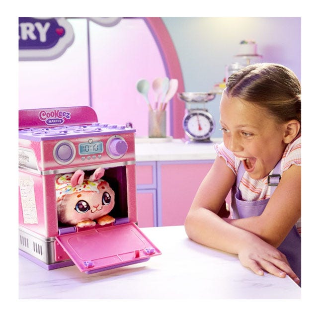COOKEEZ MAKERY CINNAMON TREATZ OVEN PLAYSET