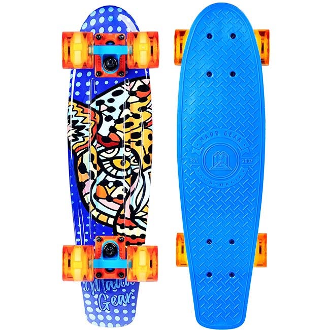 MADD GEAR 22-INCH SAHARA RETRO WITH LIGHT UP WHEELS SKATEBOA