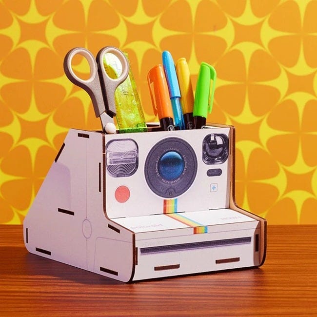 MUSTARD POLAROID DIY PEN POT