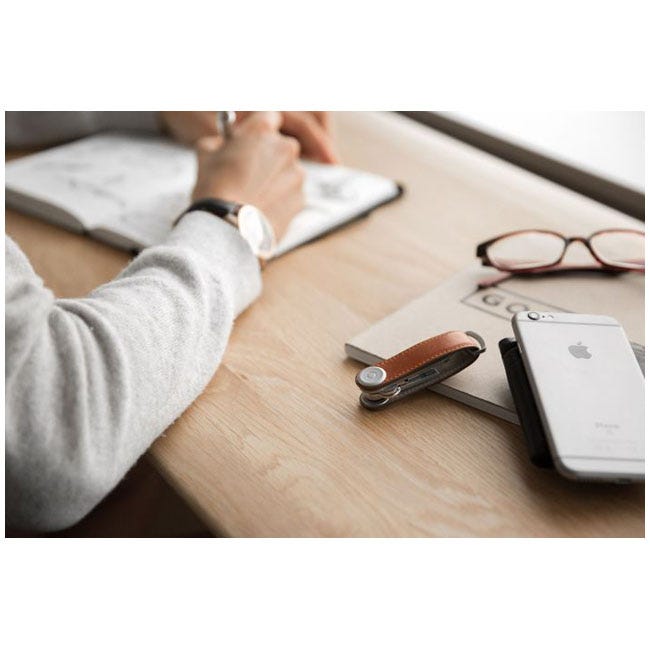 ORBITKEY ORGANISER CRAZY-HORSE CHESTNUT BROWN W/STITCHING