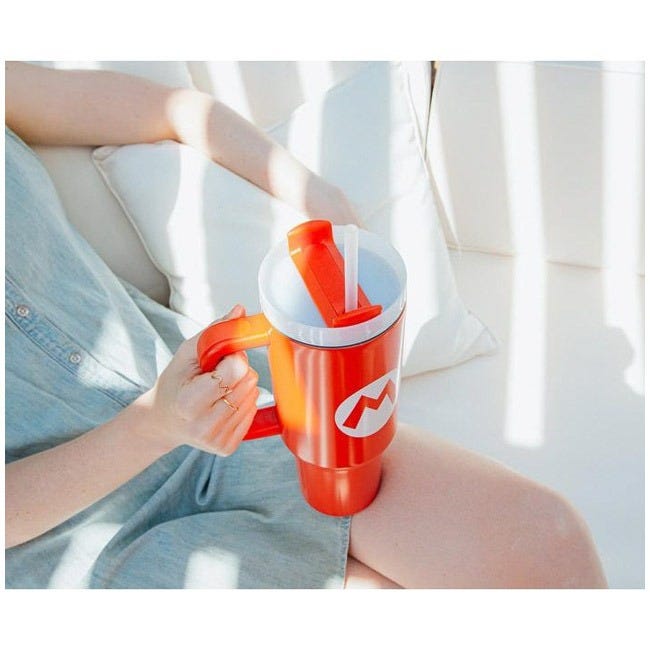 PYRAMID SUPER MARIO (MARIO ICON) 40OZ QUART CUP
