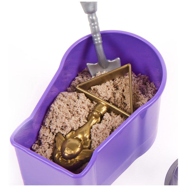 KINETIC SAND MUMMY TOMB WITH 6OZ BROWN PLAY SAND