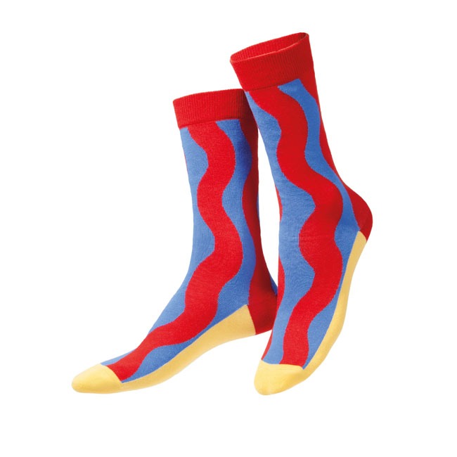 EAT MY SOCKS Adults Curvies novelty socks packaged to resemble a curly fries box, featuring colorful and quirky design. A fun and unique gift idea or accessory for adults who love food-inspired fashion and bold style.
