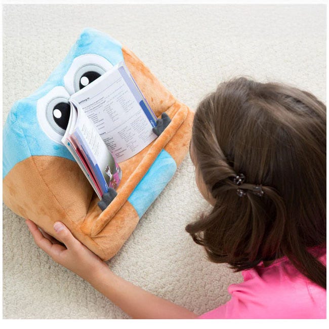 THINKING GIFTS CUDDLY READER - OWLIVER