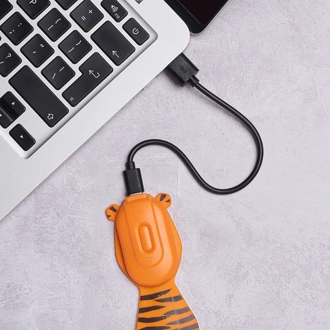 THINKING GIFTS FLEXILIGHT RECHARGEABLE PALS TIGER