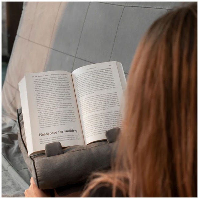 THINKING GIFTS BOOK COUCH ROSES